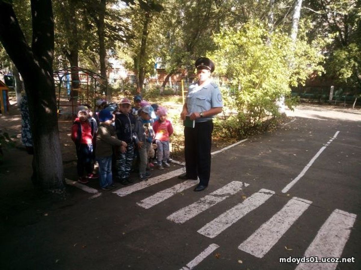 Площадка по безопасности в детском саду.